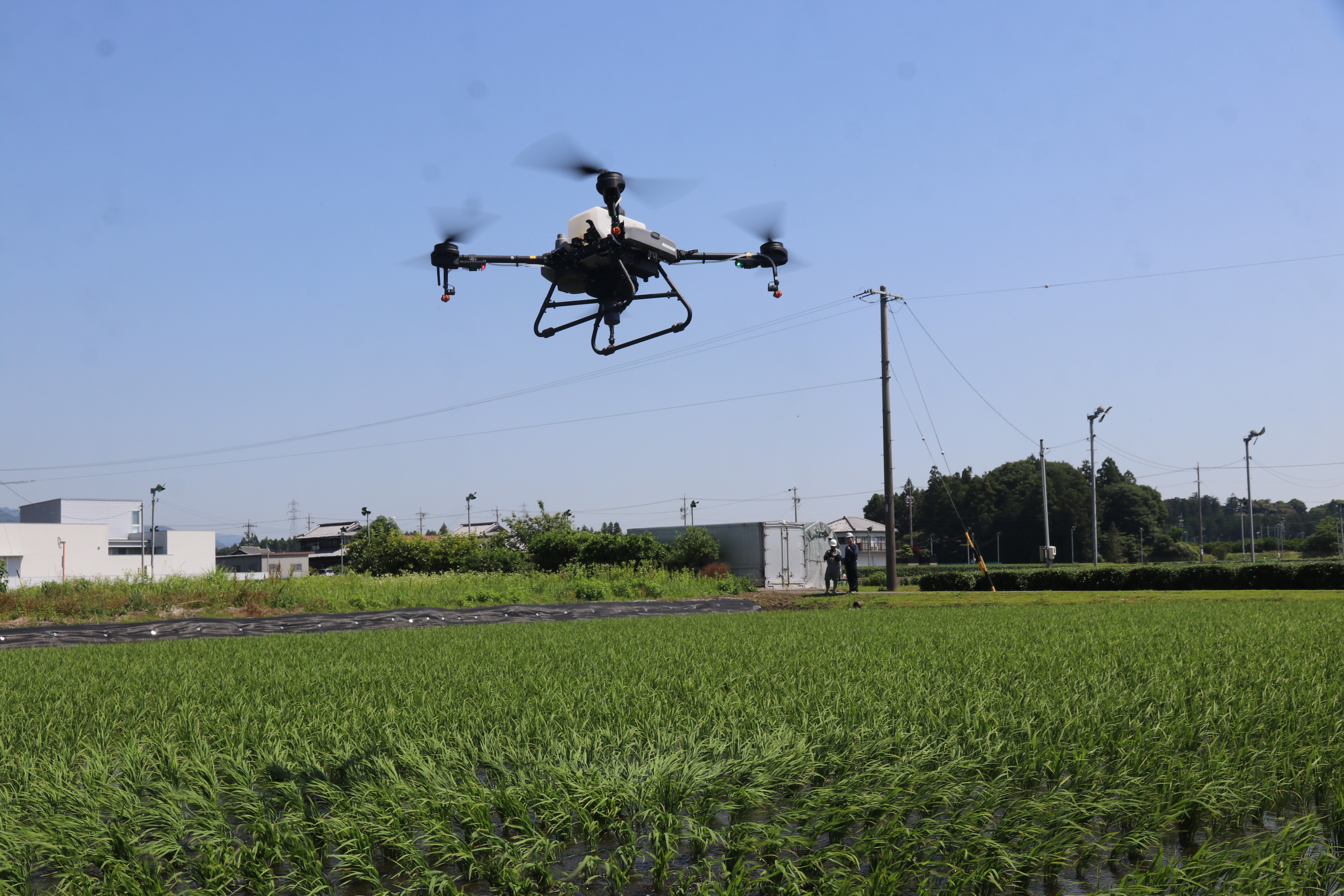 ドローンを活用した農作業請負で地域農業を後押し – JA鈴鹿